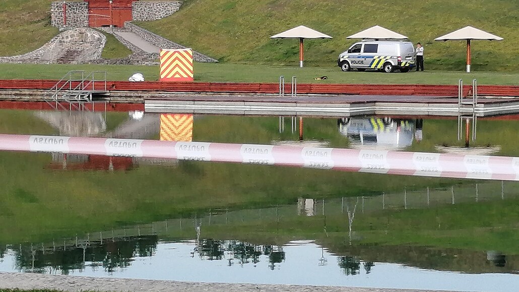 Policie na Novojiínsku vyetuje utonutí sedmiletého chlapce ve vodní nádri u...