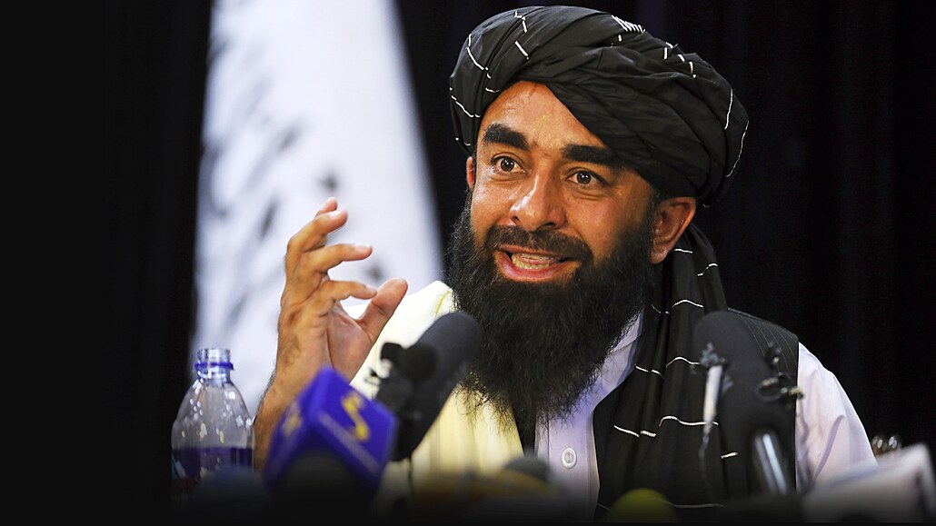 Tálibánský mluví Zabihullah Mujahid (17. srpna 2021)