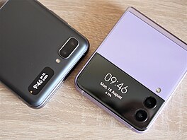 Samsung Galaxy Z Flip a Galaxy Z Flip 3