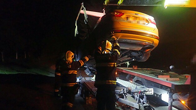 U Brumova-Bylnice se srazila dv osobn auta. Nsledky nehody byly tragick.