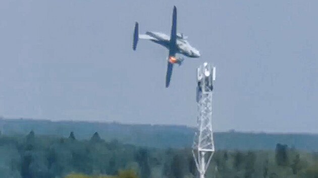 U Moskvy se zřítil prototyp ruského vojenského transportního letounu Iljušin Il-112B se třemi lidmi na palubě. (18. srpna 2021)