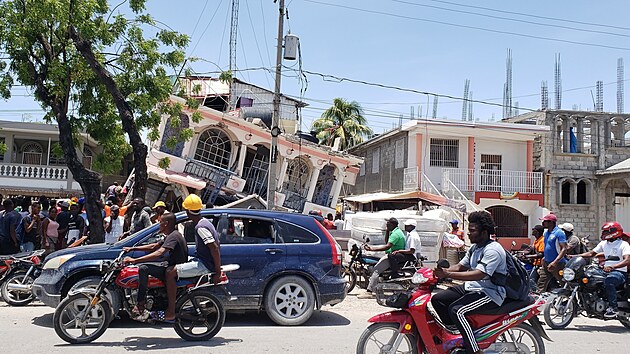 Domy na Haiti poničené zemětřesením. (14. srpna 2021)