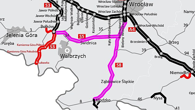 Na mapě je fialovou barvou zvýrazněná nová dálnice S8 z Vratislavi do Klodzka, která bude nakonec končit až na hraničním přechodu Dolní Lipka - Boboszów. V plánu je i výstavba dálniční spojky, která zkrátí cestu do Vratislavi od budované dálnice S3. Ta se má napojit na českou D11.