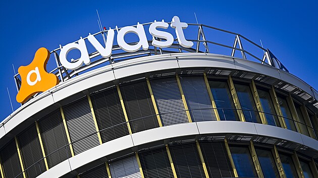 Logo spolenosti Avast na kanceláské budov Enterprise Office Centre v Praze...