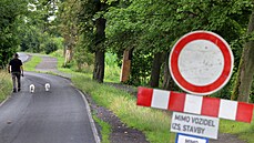 Cyklostezka z Franti�kových Lázní do Chebu p�es Komorní h�rku je tém�� hotová.