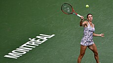 Italka Camila Giorgiová ve finále tenisového turnaje v Montrealu proti Karolín...