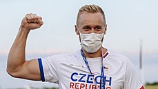 Oštěpařští hrdinové z olympijských her přiletěli do Prahy. Jakub Vadlejch do...