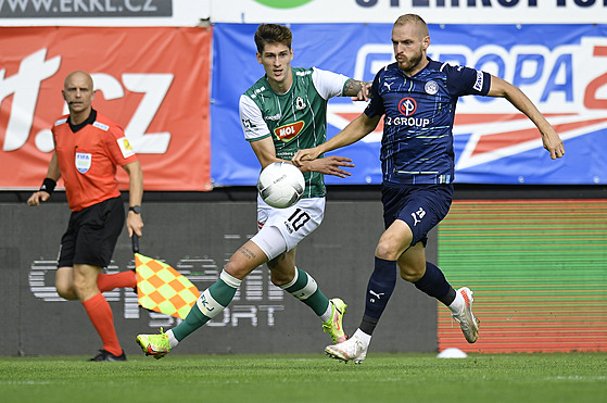 Utkání 5. kola první fotbalové ligy FK Jablonec - 1. FC Slovácko: Zleva Tomá...