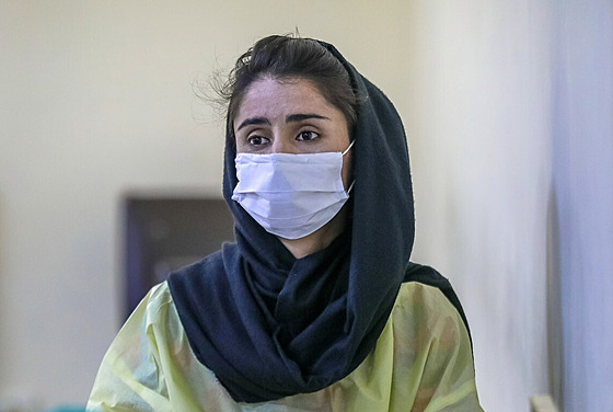 Afghánská zdravotnice. (3. března 2021)