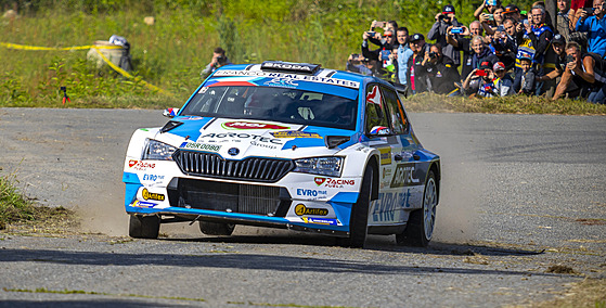 Posádka Jan Kopecký, Jan Hluek na trati Barum rallye.