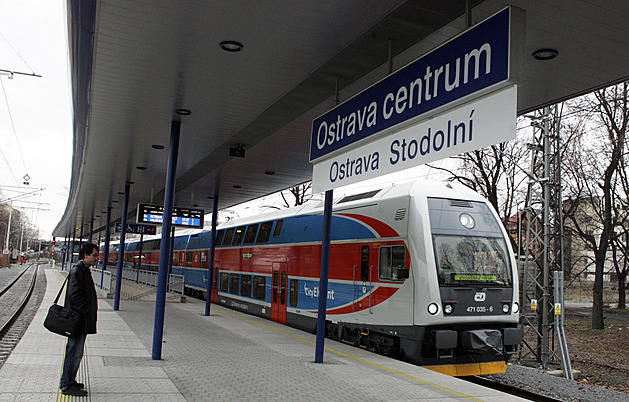 Železniční zastávka Ostrava - Stodolní.