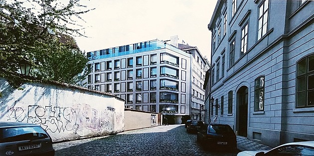 Stavba kritizovaného domu Ve Stínadlech má opět zelenou, Praha 1 zváží odvolání