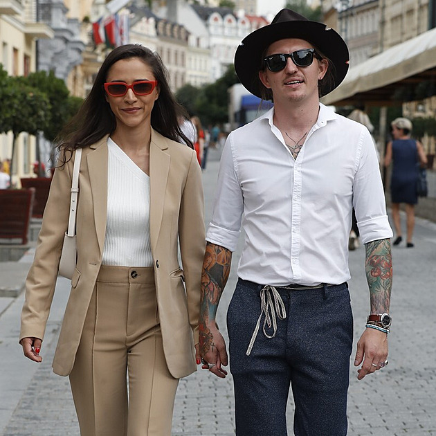 Módní inspirace týdne: nápaditý partnerský styl z filmového festivalu