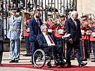 Prezident Milo Zeman na Hrad s vojenskými poctami pivítal nmeckého...