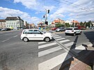 Silniní provoz na kiovatce Belánka v Plzni v odpoledních hodinách ped...