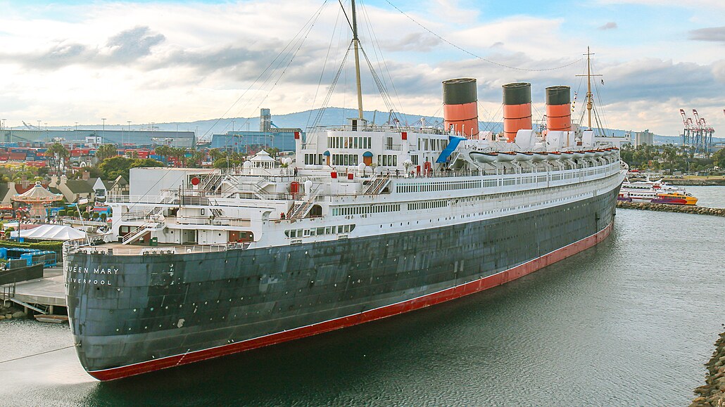 Queen Mary kdysi největší a nejrychlejší parník světa