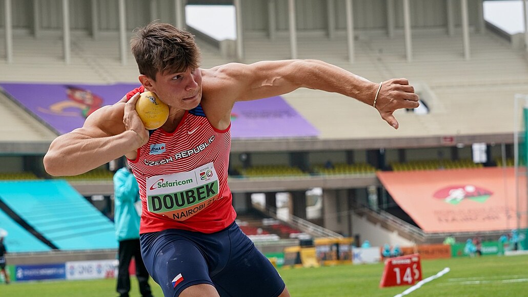 Juniorským mistrem světa v desetiboji je Doubek, chodkyně Martínková má bronz