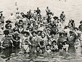 N�která st�ediska, jako nap�íklad Balatonfüred a Hévíz, hojn� vyu�ívala ke...