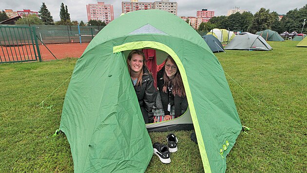 Festivalov stanov msteko v karlovarskm arelu Rolava