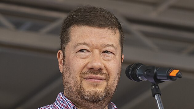 Tomio Okamura na jarmarku SPD, kter se konal ve Zln. (22. srpna 2021)