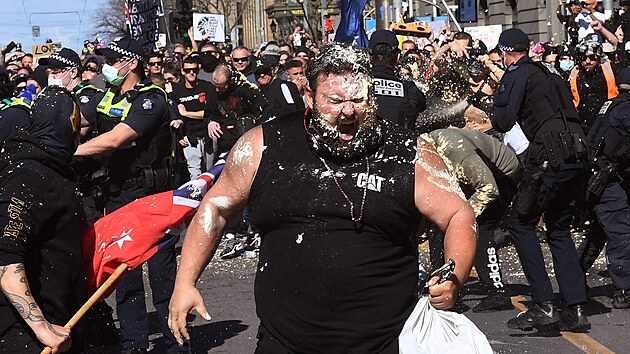 V Austrlii vypukly protesty proti koronavirovm opatenm. (21. srpna 2021)