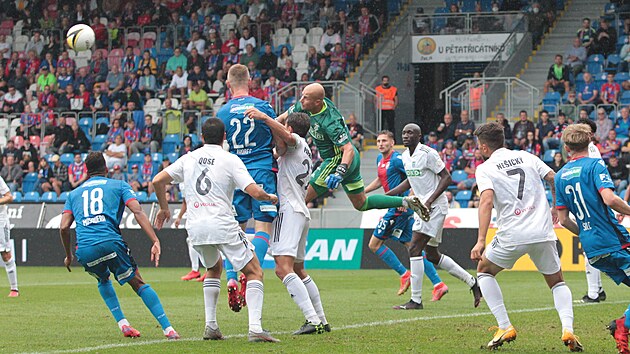 Momentka z fotbalovho utkn Plzn proti Karvin v prvn lize