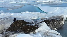 Expedice objevila u Grónska malý ostrov, který je podle vědců v současnosti...