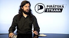 Hostem Rozstelu je Mikulá Ferjeník, lídr kandidátky Pirát v Pardubickém...