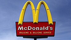 Žlutočervené logo McDonaldu.