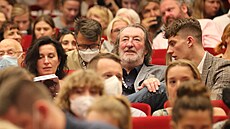 Diváci obsazují Velký sál Thermalu před světovou premiérou filmu Bestsellery,... | na serveru Lidovky.cz | aktuální zprávy