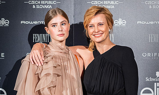 Jitka Schneiderová a její dcera Sofie vehlíková (Praha, 30. srpna 2021)