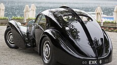 Jedním z nejcennějších vozů sbírky je údajně unikátní Bugatti 57 Atlantic.