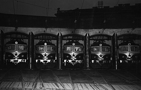 Lokomotivy E499 v bývalé výtopn TKPE na hlavním nádraí, 30. 12. 1958