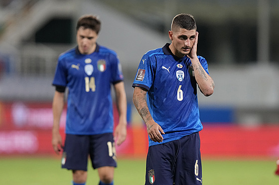 Zklamaný italský záloník Marco Verratti po remíze 1:1 s Bulharskem.