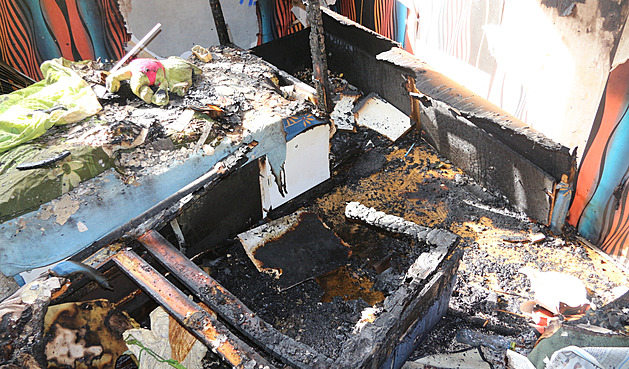 V Orlové hořel byt, v něm hasiči objevili tělo