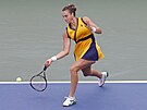 Aryna Sabalenková z Bloruska v utkání 2. kola na US Open proti Slovince Tamae...