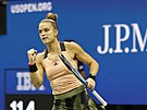 ecká tenistka Maria Sakkariová se raduje z vyhraného gamu ve tvrtfinále US...