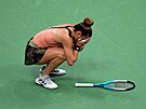 ekyn Maria Sakkariová se raduje z postupu do semifinále na tenisovém US Open.