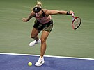 Nmka Angelique Kerberová returnuje v osmifinále US Open.