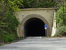 Severní portál Starého Vítkovského tunelu GPS: 50.0916347N, 14.4639608E