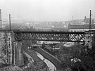 Pvodní most TKPE pes Rokytku v Libni, 4. 11. 1967 GPS: 50.1086144N,...