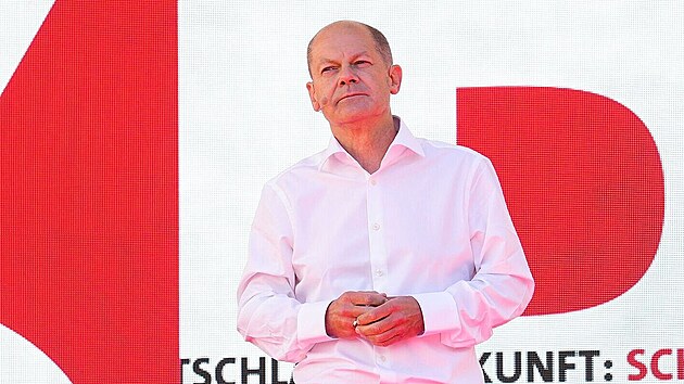 Ldr kandidtky SPD Olaf Scholz na volebnm mtinku v Berln (28. srpna 2021)