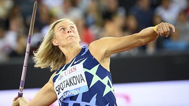 Barbora potkov ve finle Diamantov ligy v Curychu.