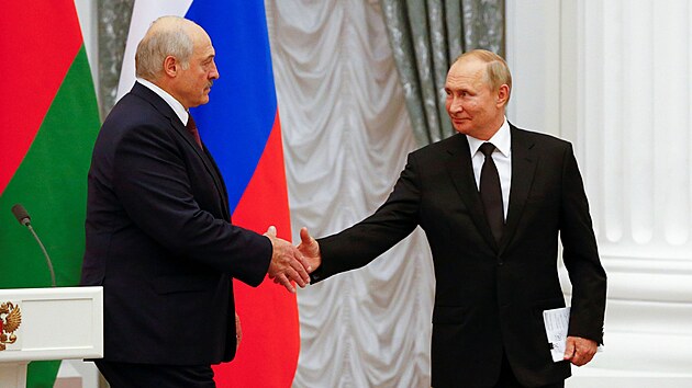 Rusk prezident Vladimir Putin a blorusk vdce Alexandr Lukaenko se v Moskv shodli na 28 programech, kter sjednot legislativy obou zem. (9. z 2021)