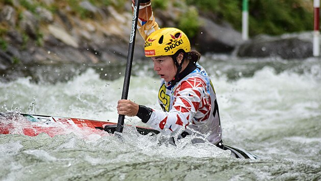 Kanoistka Tereza Fierov v zvod Svtovho pohru ve vodnm slalomu v Seu d'Urguell