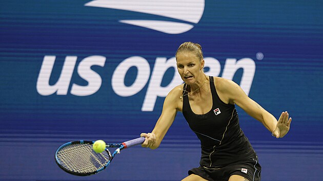 esk tenistka Karolna Plkov odehrv mek ve tvrtfinle US Open.