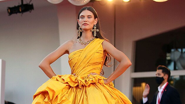 Bianca Balti (Ben�tky, 1. z��� 2021)