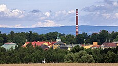 Komín teplárny ve Franti�kových Lázních.