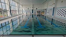 Rekonstrukci bazénu dokonili v ostrovské Z Masarykova (1. Z).