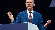 Herbert Diess, šéf koncernu Volkswagen při zahájení autosalonu v Mnichově